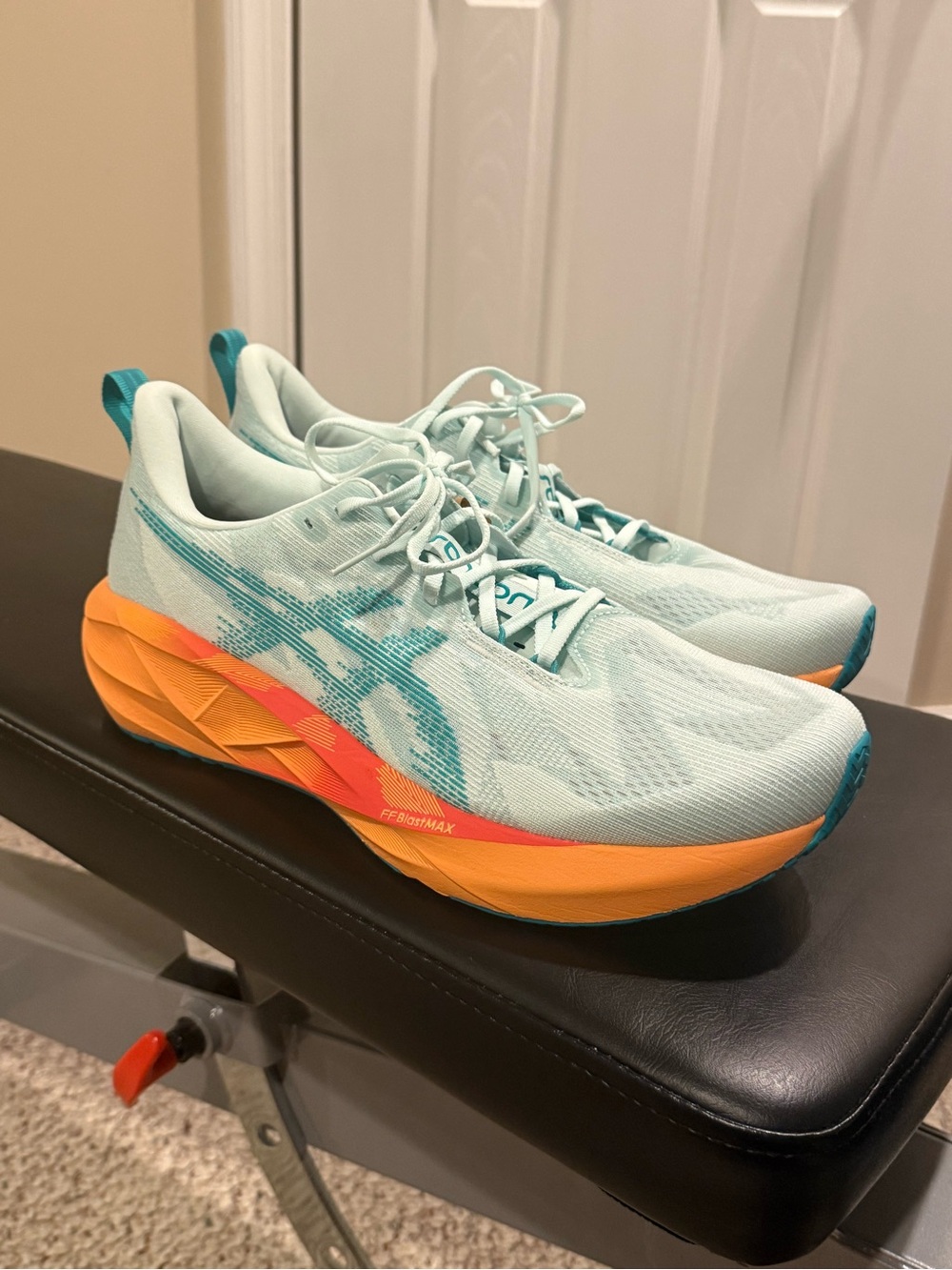 ASICS Novablast 5 “Soothing Sea”